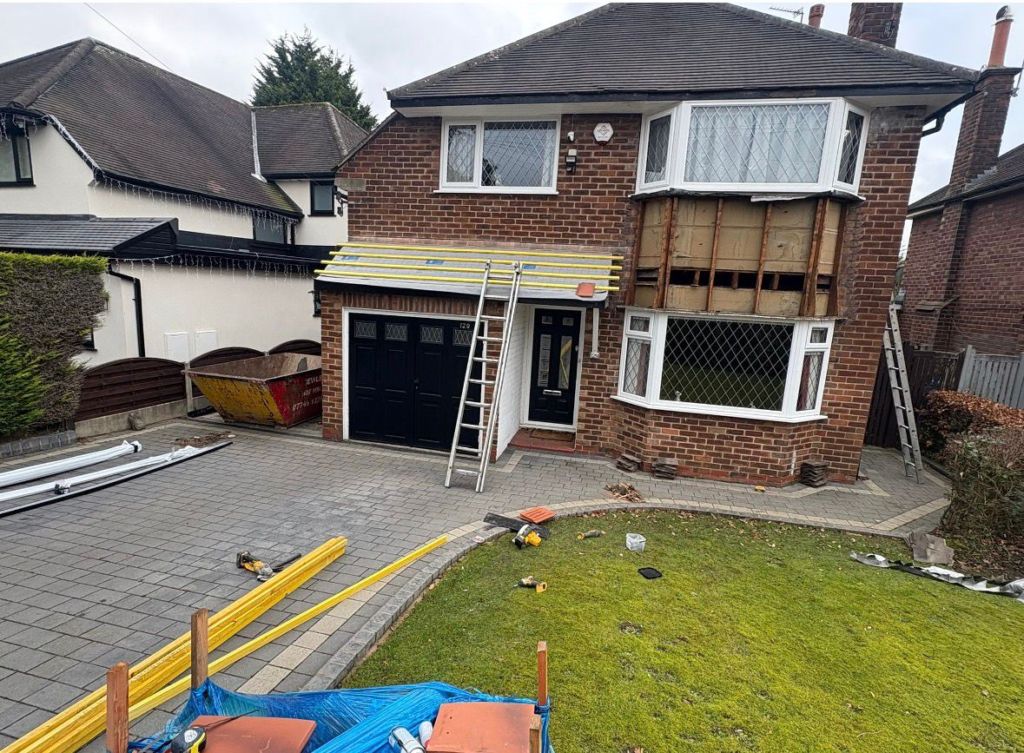Red tile roof replacement and bay window tiling — Before
