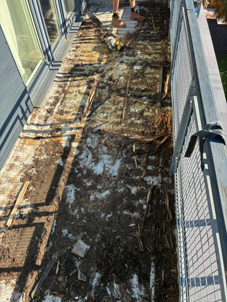 Modern balcony flat roof rebuild — Before